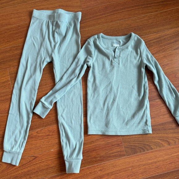 Old Navy Other - Old Navy 2pc Boy Thermal Pajama Set - Sage Green size 5T
